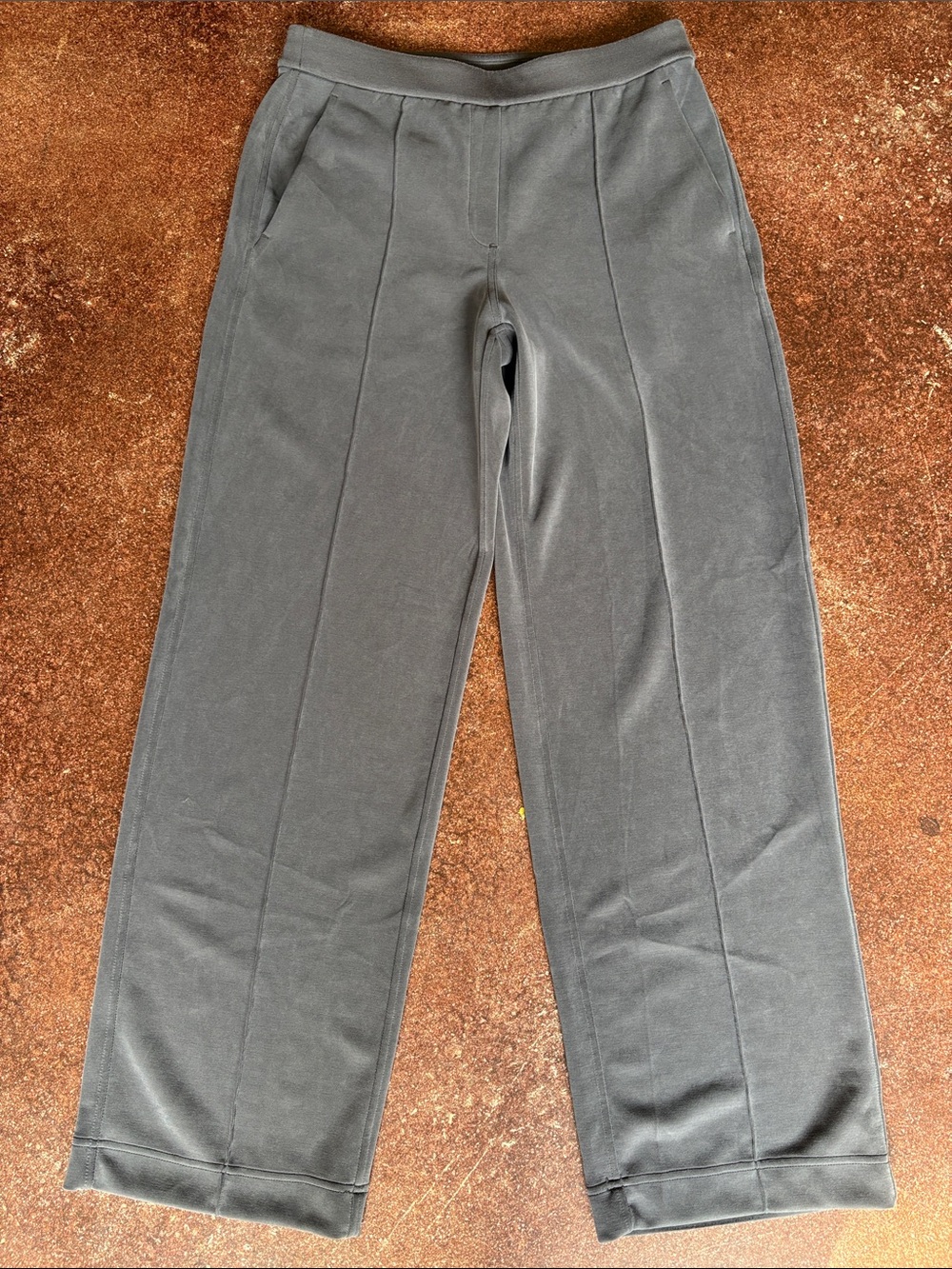 Lululemon softstreme trousers